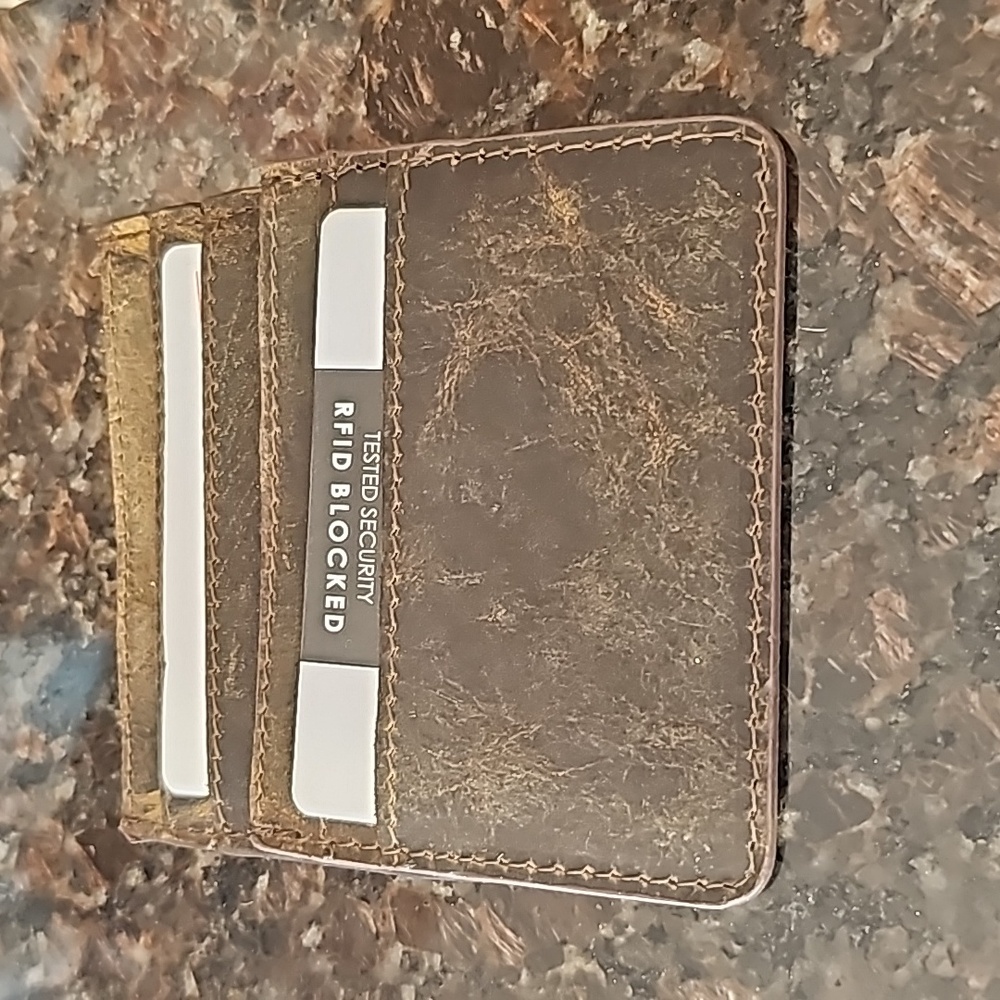 Myra card holder